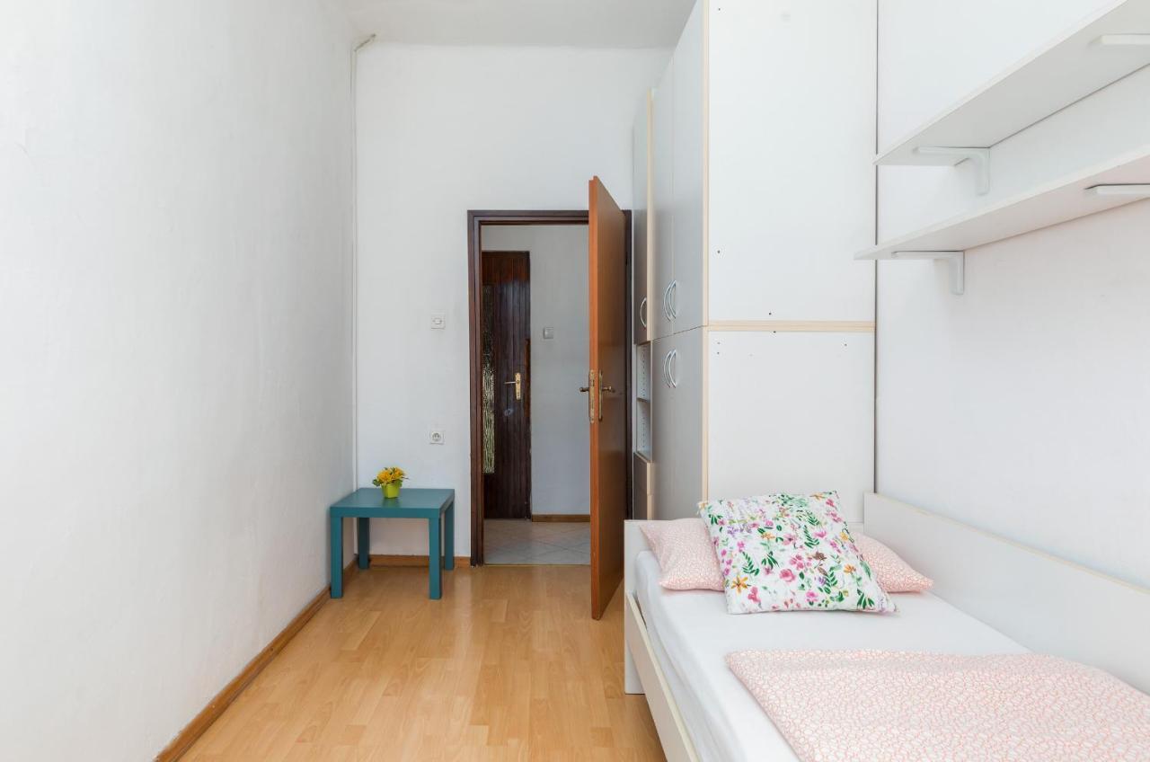 Apartment Ana Fažana Екстериор снимка