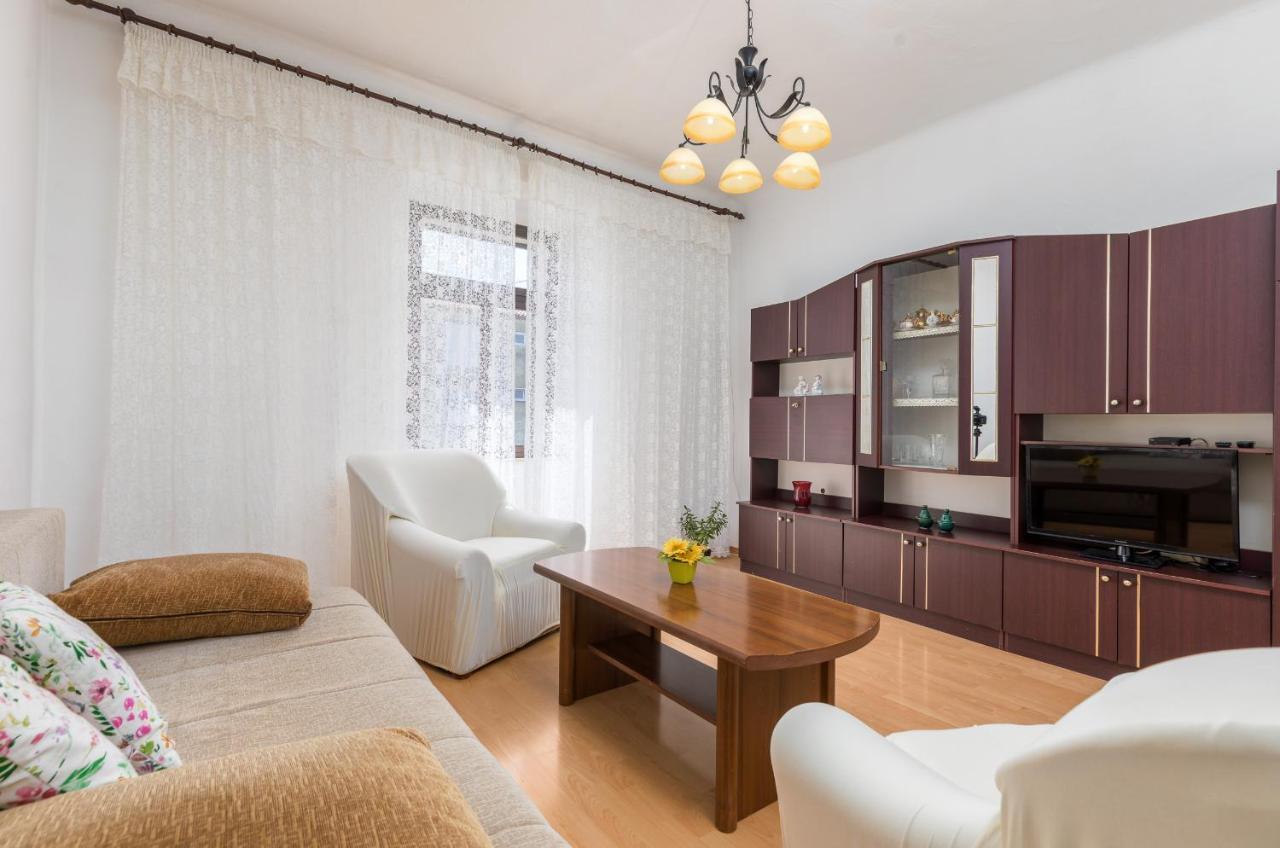 Apartment Ana Fažana Екстериор снимка